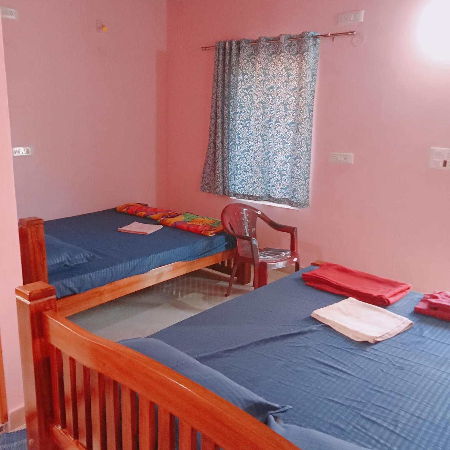 Ocean Sparrow Beach Stay Гокарна Екстериор снимка